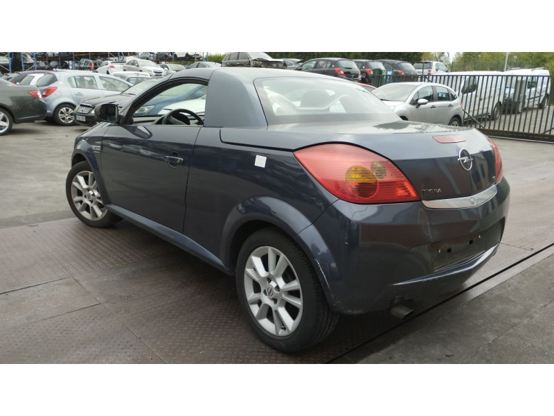 opel tigra twintop (x04) del año 2006