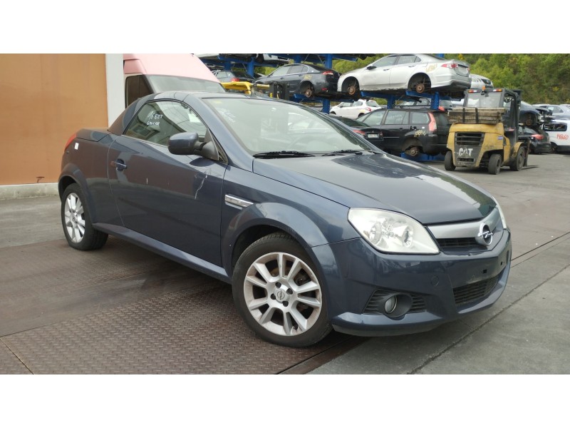 opel tigra twintop (x04) del año 2006