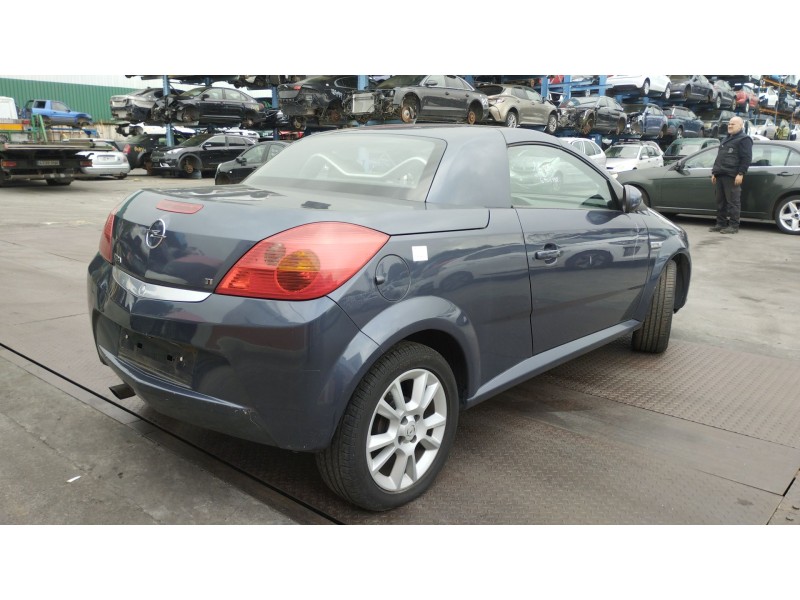 opel tigra twintop (x04) del año 2006