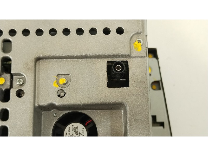 Recambio de sistema audio / radio cd para mercedes-benz cls (c219) cls 350 (219.357) referencia OEM IAM A2118702889  