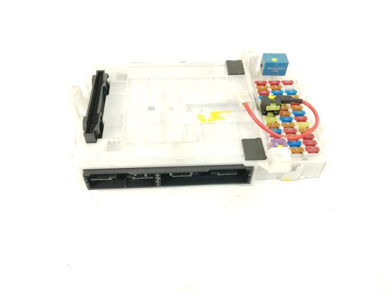 Recambio de caja reles / fusibles para suzuki jimny todo terreno, cerrada (a6g) 1.5 allgrip referencia OEM IAM 3671052R00  