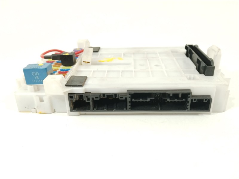 Recambio de caja reles / fusibles para suzuki jimny todo terreno, cerrada (a6g) 1.5 allgrip referencia OEM IAM 3671052R00  