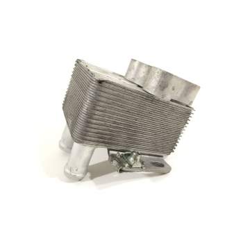 ENFRIADOR ACEITE MOTOR 5Q0820031 
