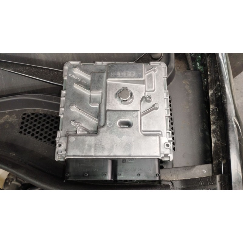 Recambio de centralita motor uce para cupra leon (kl1, ku1, kug) 2.0 tsi referencia OEM IAM 06K907425AA  