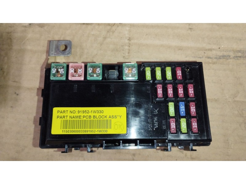 Recambio de caja reles / fusibles para kia rio iii (ub) 1.2 cvvt referencia OEM IAM 919521W330  