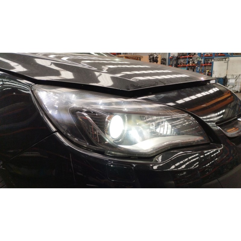 Recambio de faro derecho para opel astra j sedán 1.7 cdti (69) referencia OEM IAM 13398145 5DV00972000 