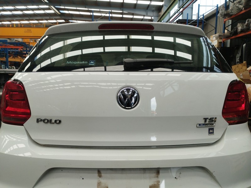 Recambio de porton trasero para volkswagen polo v (6r1, 6c1) 1.2 tsi 16v referencia OEM IAM 6R6827025D  