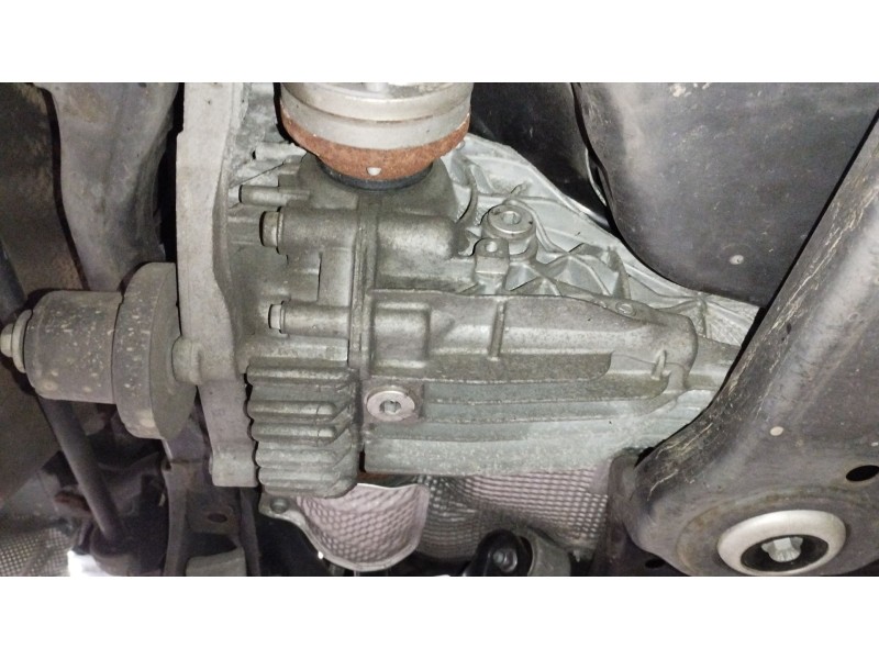 Recambio de diferencial trasero para audi a5 sportback (8ta) 2.0 tdi referencia OEM IAM MNA DAR525 OAR525083C