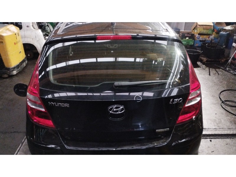 Recambio de porton trasero para hyundai i30 (gd) 1.6 crdi referencia OEM IAM 737002R010  