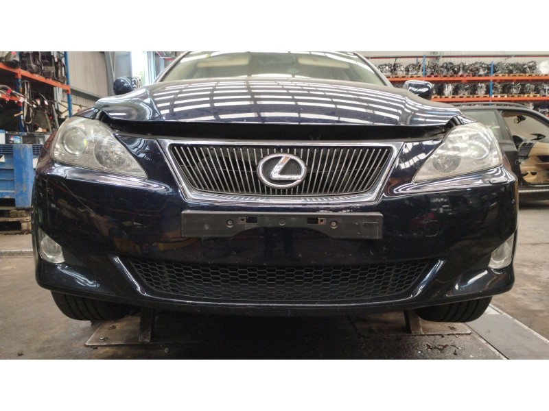 Recambio de paragolpes delantero para lexus is ii (_e2_) 220d (ale20) referencia OEM IAM   