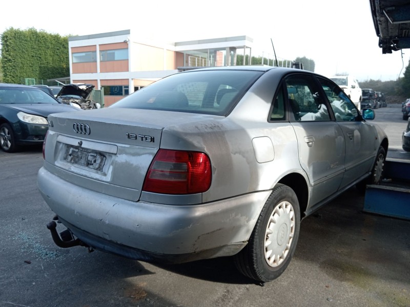 audi a4 b5 (8d2) del año 1996