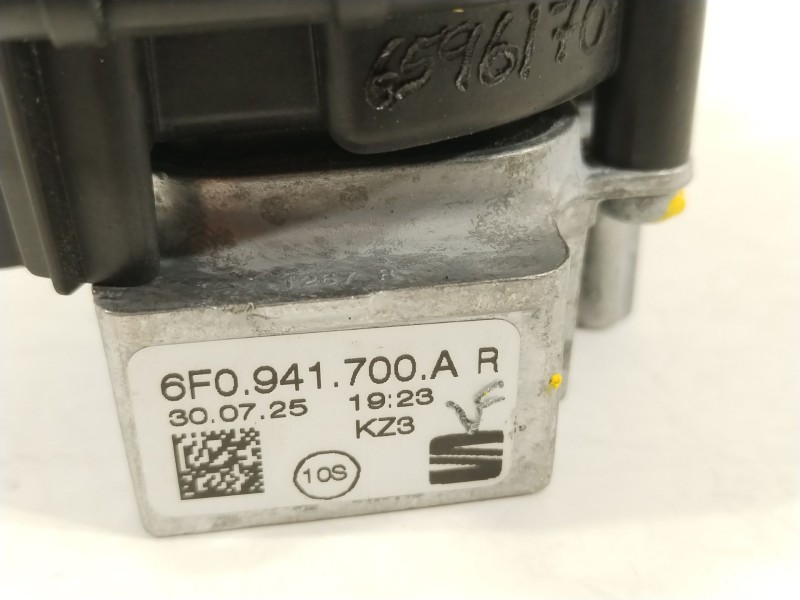 Recambio de faro antiniebla derecho para cupra leon (kl1, ku1, kug) 2.0 tsi referencia OEM IAM 6F0941700A  