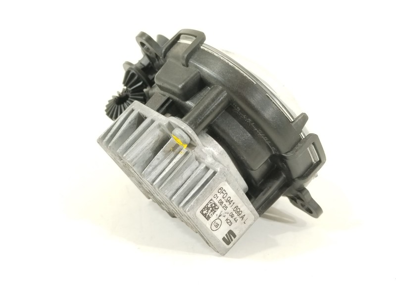 Recambio de faro antiniebla izquierdo para cupra leon (kl1, ku1, kug) 2.0 tsi referencia OEM IAM 6F0941699A  