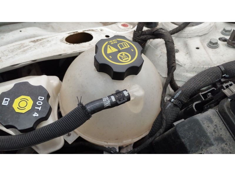Recambio de deposito expansion para opel insignia b grand sport (z18) 2.0 turbo referencia OEM IAM 23386455  