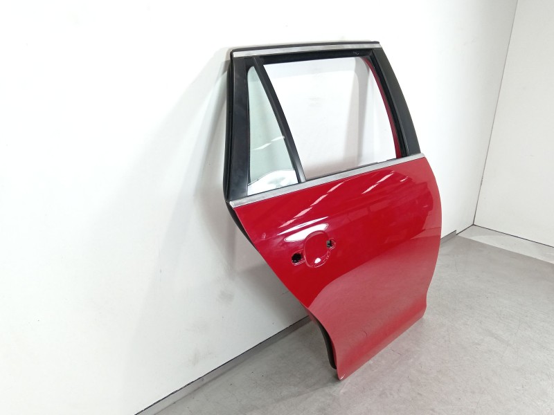 Recambio de puerta trasera derecha para volkswagen golf vi variant (aj5) advance referencia OEM IAM 1K9833055B  