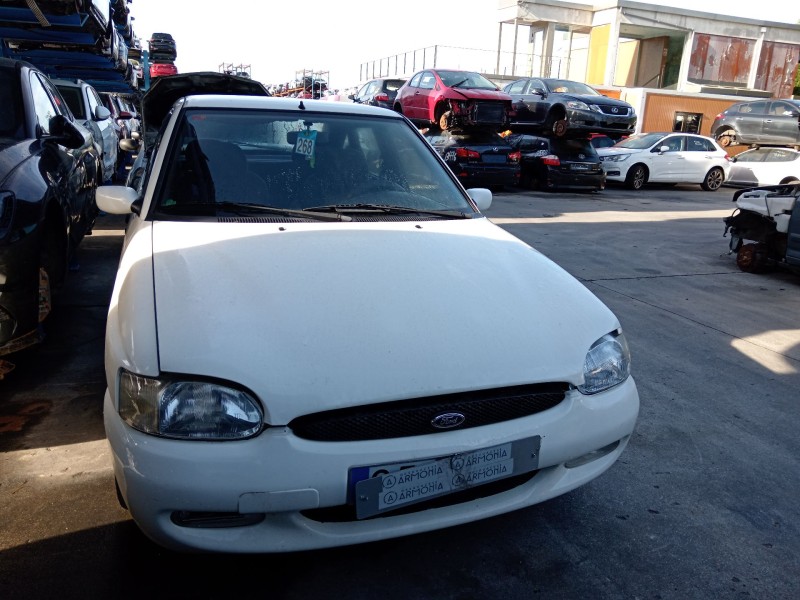 ford escort vi sedán (gal, afl) del año 1998