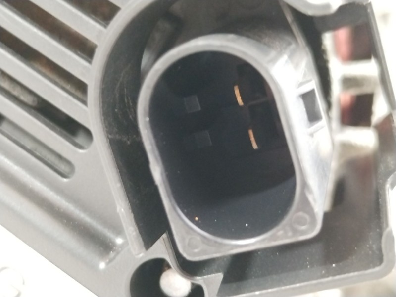 Recambio de alternador para audi a4 b7 (8ec) 2.0 tdi quattro referencia OEM IAM 06F903023H TG14C015 