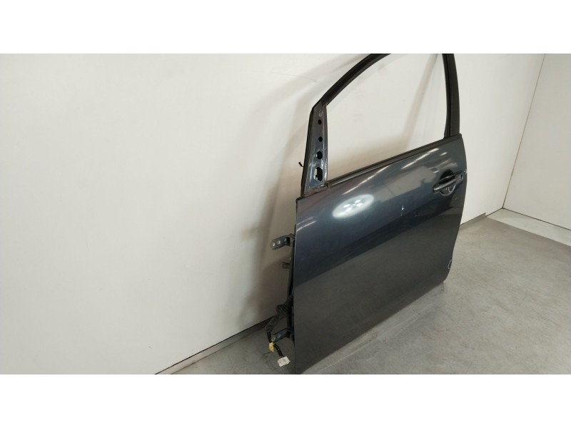 Recambio de puerta delantera izquierda para mitsubishi grandis (na_w) 2.0 di-d (na8w) referencia OEM IAM 5700A035  