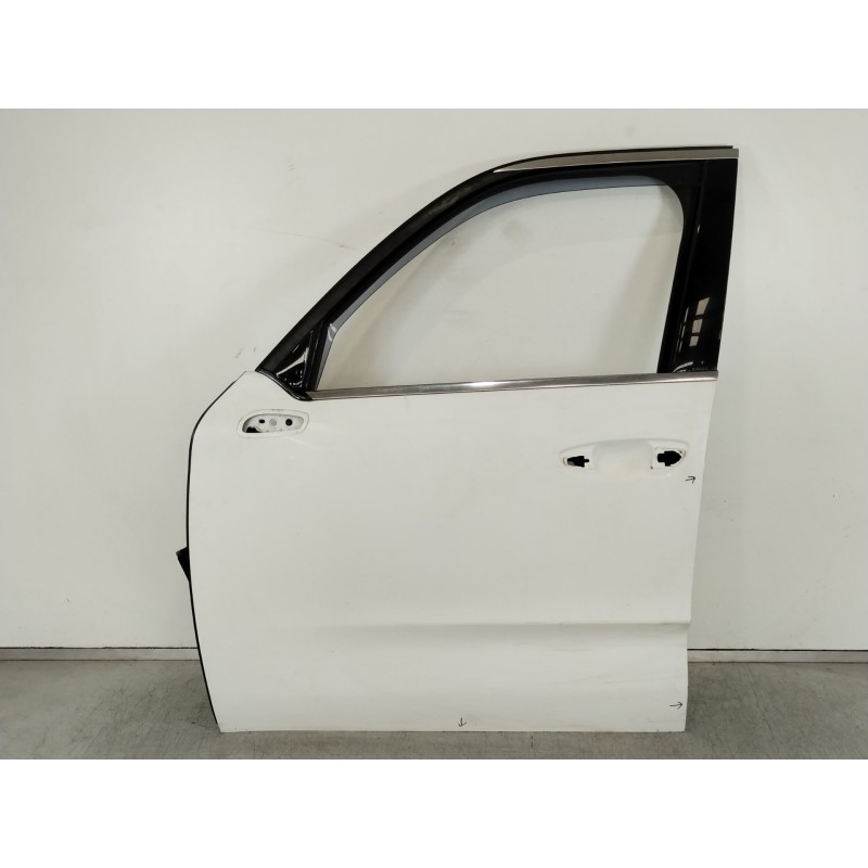 Recambio de puerta delantera izquierda para citroën c4 picasso ii 2.0 bluehdi 150 referencia OEM IAM 9801572680  
