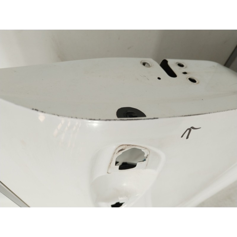 Recambio de puerta delantera izquierda para citroën c4 picasso ii 2.0 bluehdi 150 referencia OEM IAM 9801572680  