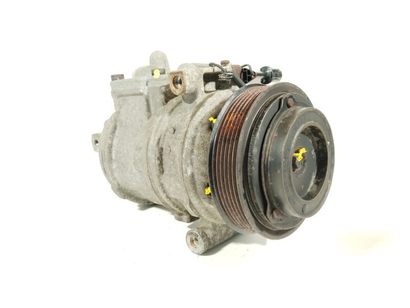 Recambio de compresor aire acondicionado para kia carnival 2.2 crdi vgt emotion referencia OEM IAM 977014D700  