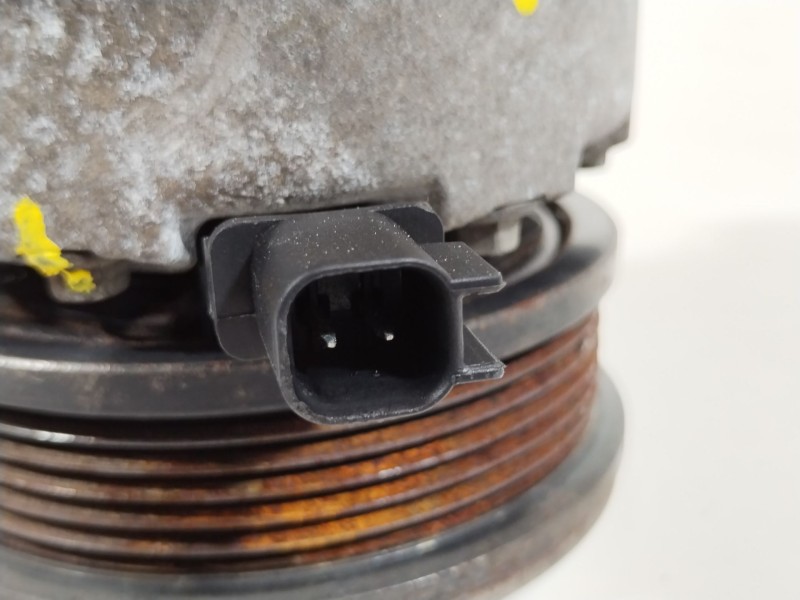 Recambio de compresor aire acondicionado para ford focus iii sedán 1.6 ti referencia OEM IAM AV6119D629CA  