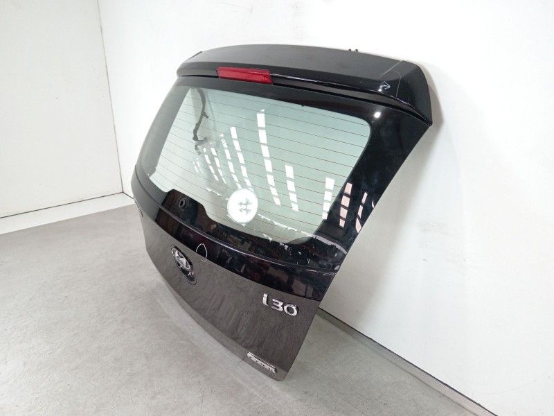 Recambio de porton trasero para hyundai i30 (gd) 1.6 crdi referencia OEM IAM 737002R010  