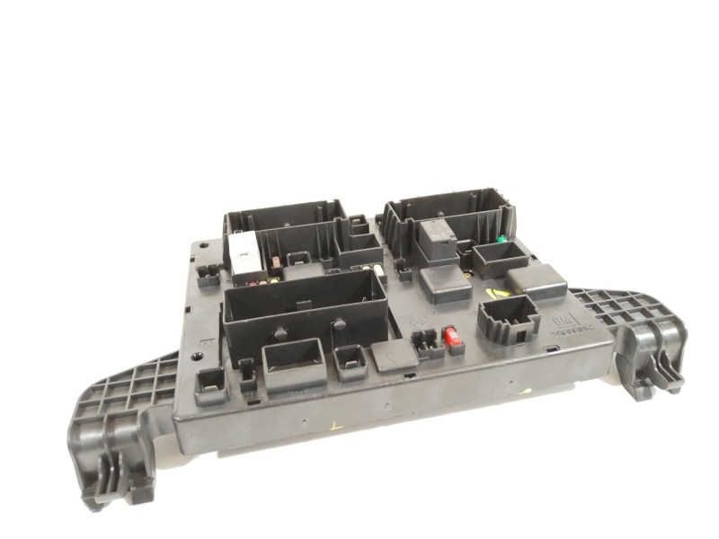 Recambio de caja reles / fusibles para opel astra j (p10) 1.7 cdti (68) referencia OEM IAM 13343950 365927271 