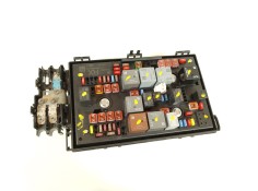 Recambio de caja reles / fusibles para opel astra j (p10) 1.7 cdti (68) referencia OEM IAM 13343766 1110087AC C11000139 2