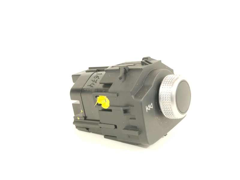 Recambio de mando multifuncion para audi a1 sportback (gba) 30 tfsi referencia OEM IAM 82B919600A  