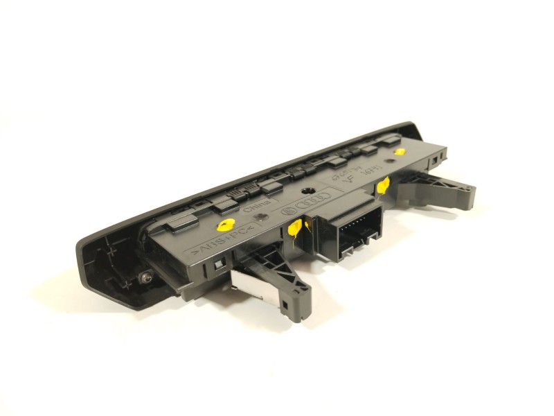 Recambio de mando multifuncion para audi a1 sportback (gba) 30 tfsi referencia OEM IAM 82A925301AE  