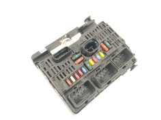 Recambio de caja reles / fusibles para peugeot 407 (6d_) 2.0 hdi 135 (6drhrh, 6drhre, 6drhrg, 6drhrj) referencia OEM IAM 9656086