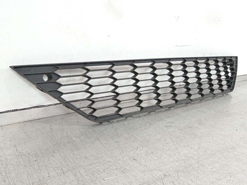 Recambio de rejilla paragolpes delantero para seat leon st (5f8) 1.5 tsi referencia OEM IAM 5F0853667J 5F0853667J9B9 