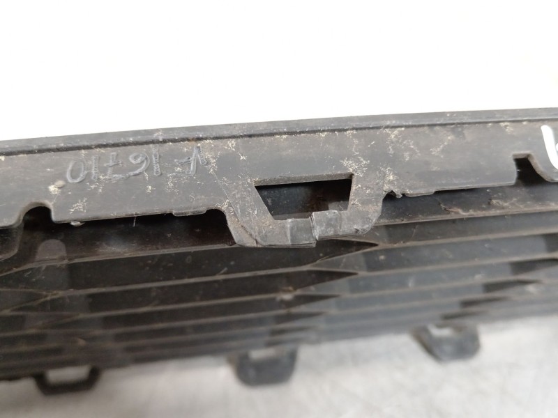 Recambio de rejilla paragolpes delantero para seat leon st (5f8) 1.5 tsi referencia OEM IAM 5F0853667J 5F0853667J9B9 