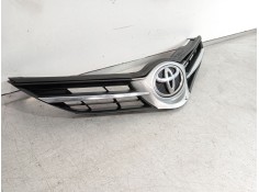 Recambio de rejilla delantera para toyota auris (_e18_) 1.4 d-4d (nde180_) referencia OEM IAM 5311402260   2