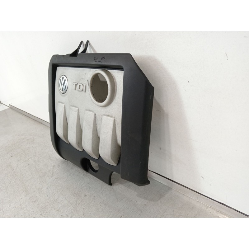 Recambio de tapa motor para volkswagen golf v (1k1) 1.9 tdi referencia OEM IAM 03G103925AJ 03G103925AN 03G103925AA