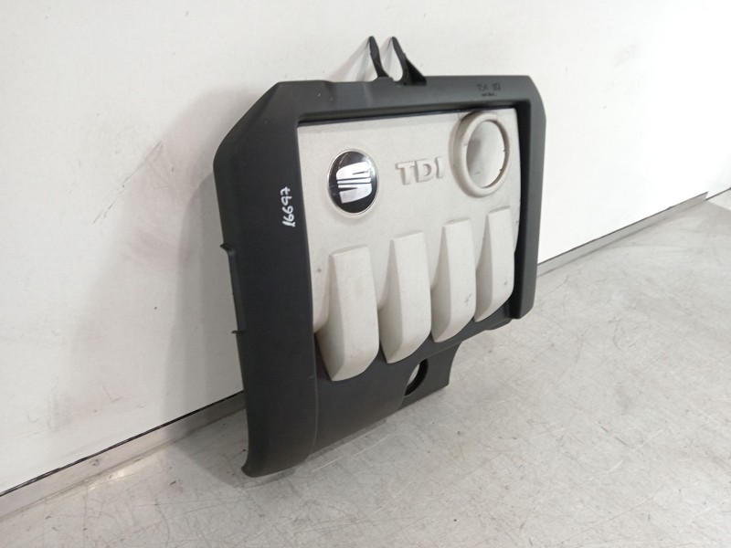 Recambio de tapa motor para seat toledo iii (5p2) 1.9 tdi referencia OEM IAM 03G103925H 03G103925AN 03G103925AJ