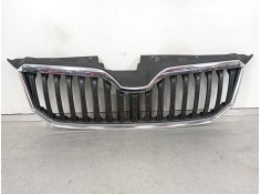 Recambio de rejilla delantera para skoda yeti (5l) 2.0 tdi referencia OEM IAM 5L0853668A 5L0010729H 5L0853343