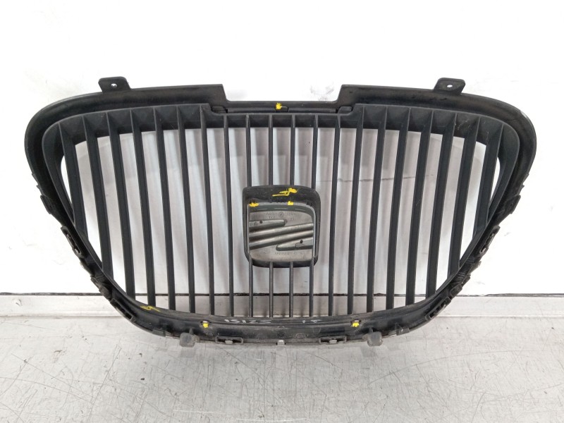 Recambio de rejilla delantera para seat leon (1p1) 2.0 tdi 16v referencia OEM IAM 1P0853654A 5P0853679A 