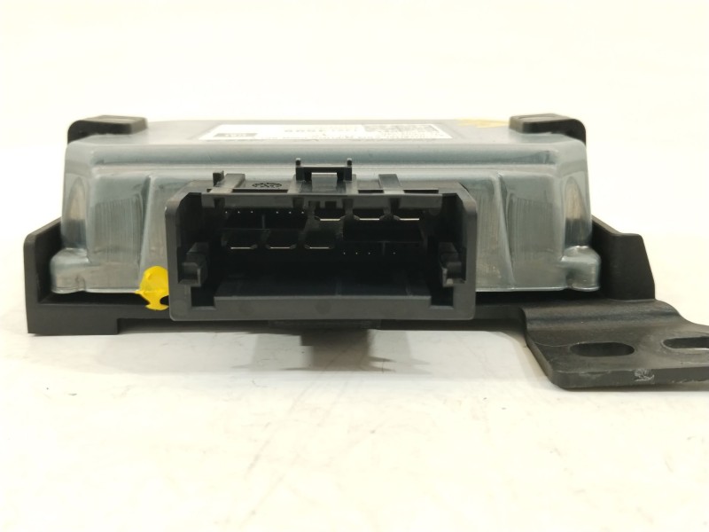 Recambio de modulo electronico para opel insignia b grand sport (z18) 2.0 turbo referencia OEM IAM 13513595  