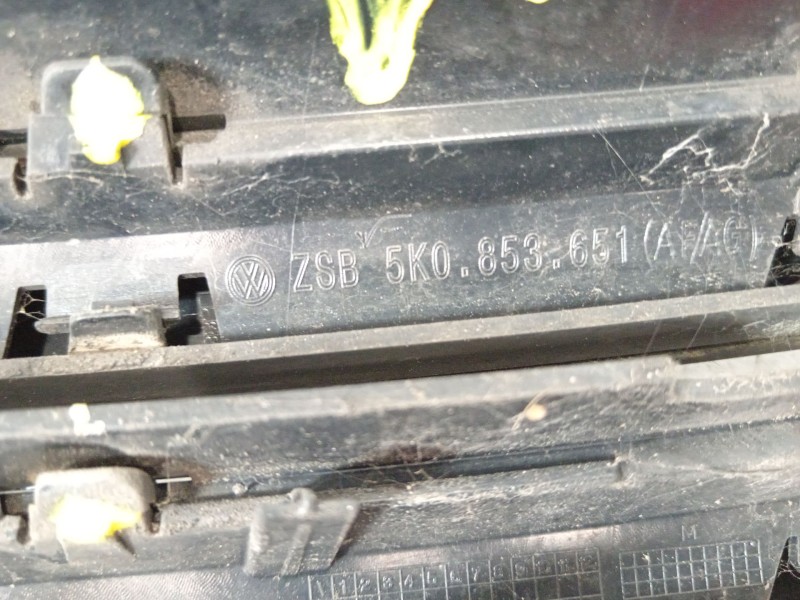 Recambio de rejilla delantera para volkswagen golf vi (5k1) 1.6 tdi referencia OEM IAM 5K0853653 5K0853651AF 