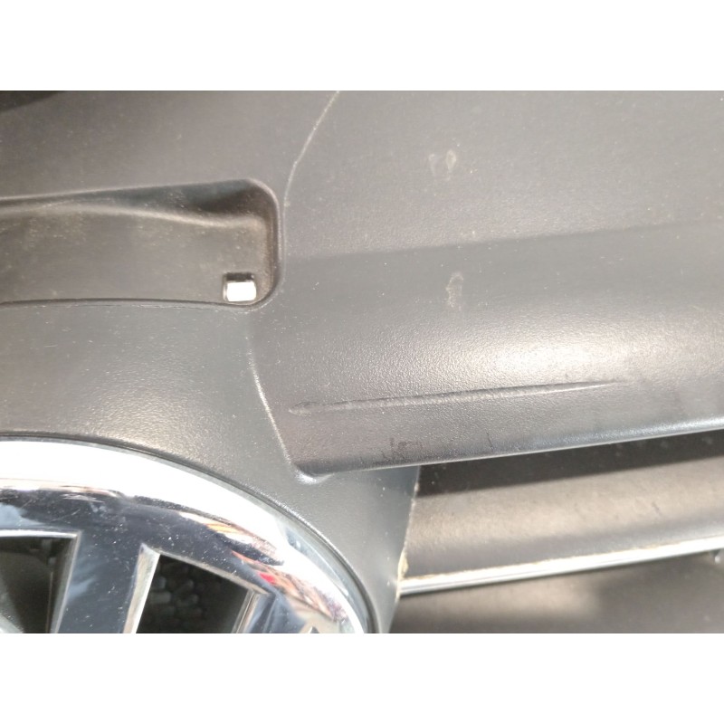 Recambio de rejilla delantera para volkswagen polo v (6r1, 6c1) 1.2 tsi referencia OEM IAM 6R0853651C 6R0853653C 6R0853600A