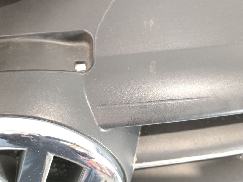 Recambio de rejilla delantera para volkswagen polo v (6r1, 6c1) 1.2 tsi referencia OEM IAM 6R0853651C 6R0853653C 6R0853600A