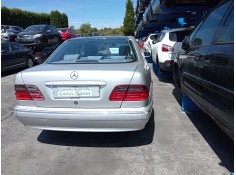 mercedes-benz clase e (w210) del año 2000 2