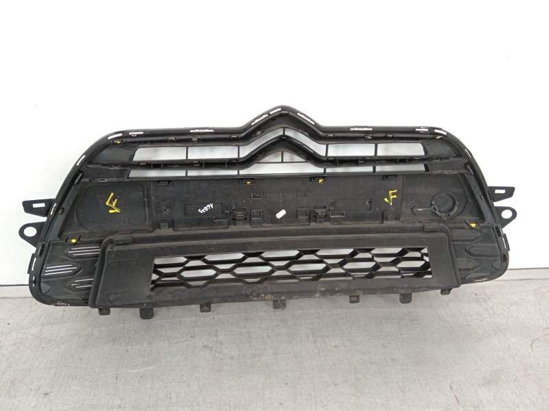 Recambio de rejilla delantera para citroën ds3 (sa_) 1.2 vti 82 referencia OEM IAM 9674025277 9673271277 7422X7