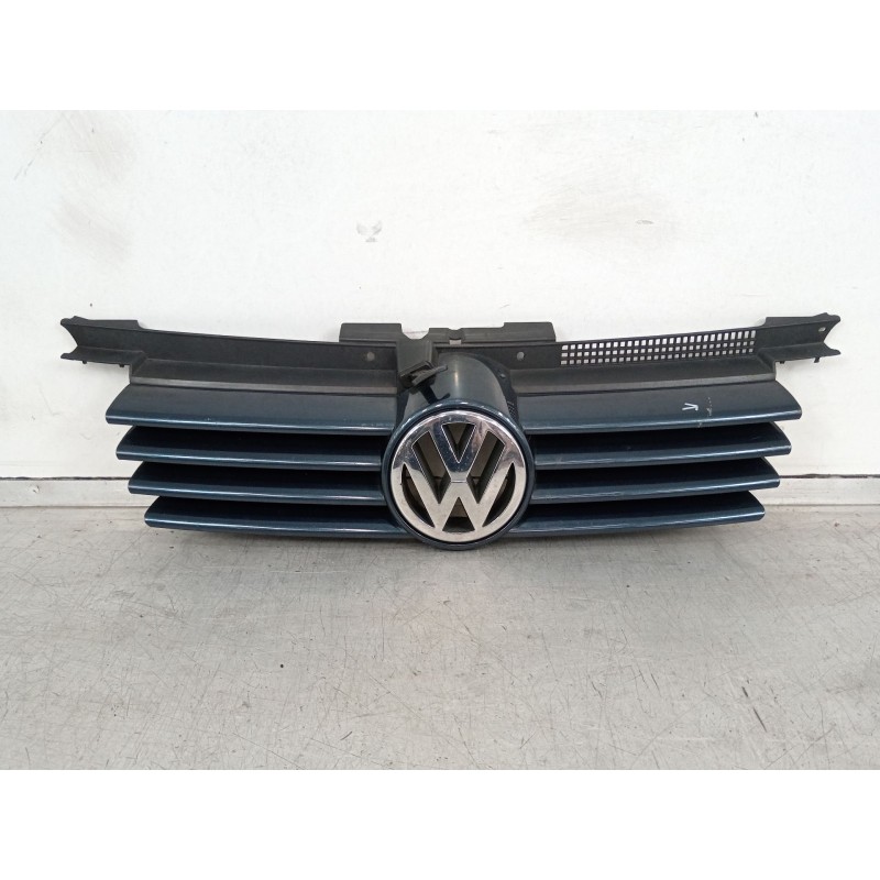 Recambio de rejilla delantera para volkswagen bora i (1j2) 1.9 tdi referencia OEM IAM 1J5853655C 1J5853601 1J5853601A