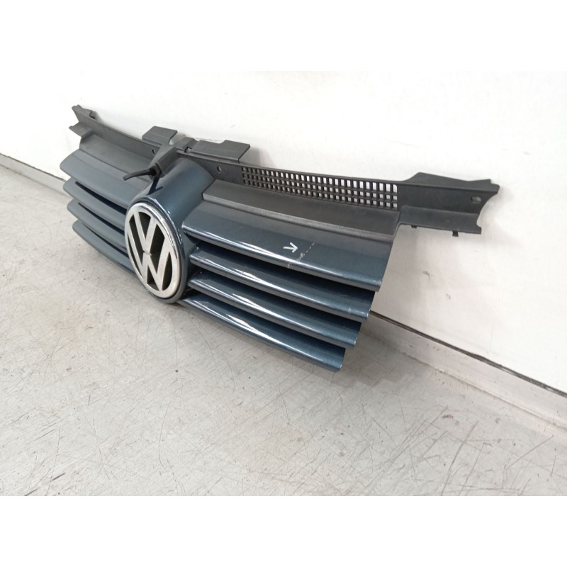 Recambio de rejilla delantera para volkswagen bora i (1j2) 1.9 tdi referencia OEM IAM 1J5853655C 1J5853601 1J5853601A