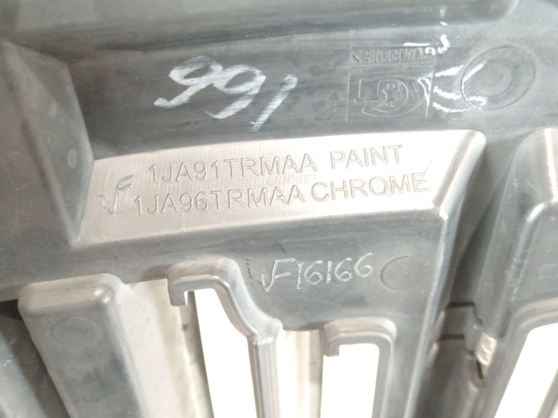 Recambio de rejilla delantera para dodge caliber 2.0 crd referencia OEM IAM 1JA96TRMAA 68043938AA 