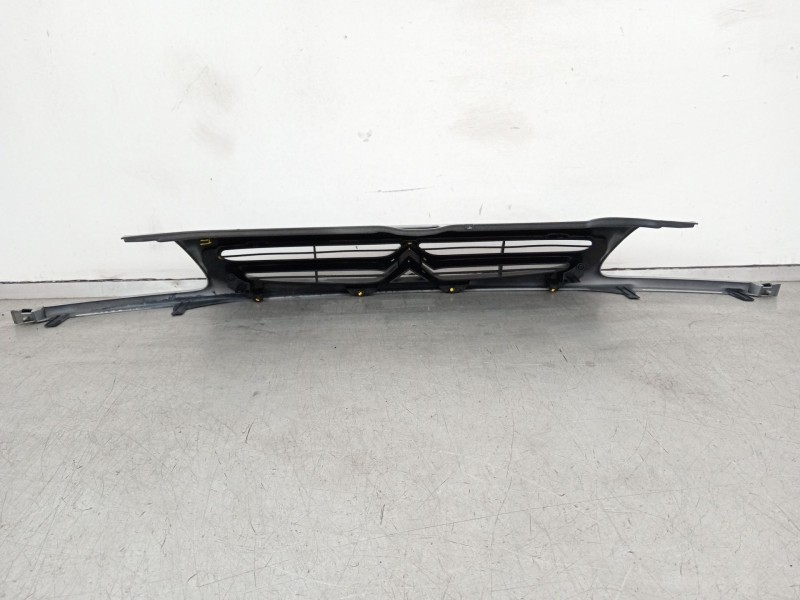 Recambio de rejilla delantera para citroën saxo (s0, s1) 1.1 x, sx referencia OEM IAM 9629954777  