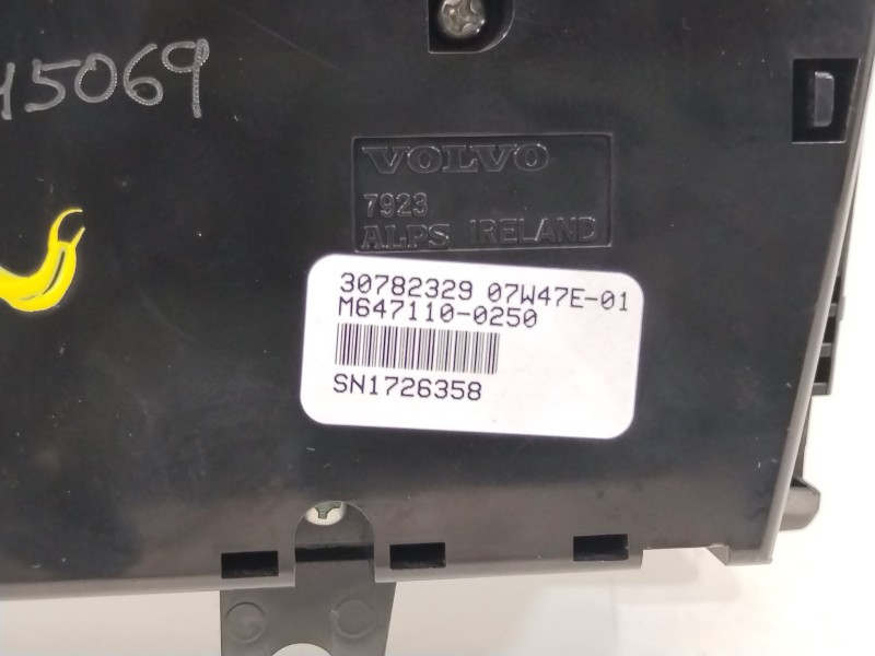 Recambio de mando climatizador para volvo xc90 i (275) d5 awd referencia OEM IAM 6471100250  